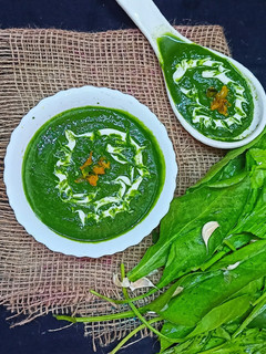 पालक सुप (palak soup recipe in Hindi) रेसिपी मुख्य फोटो