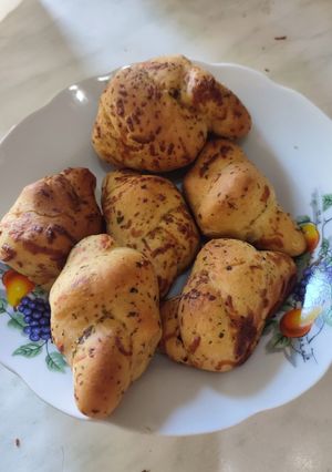 Una foto de Pan de ajo y mantequilla 🧄🧈