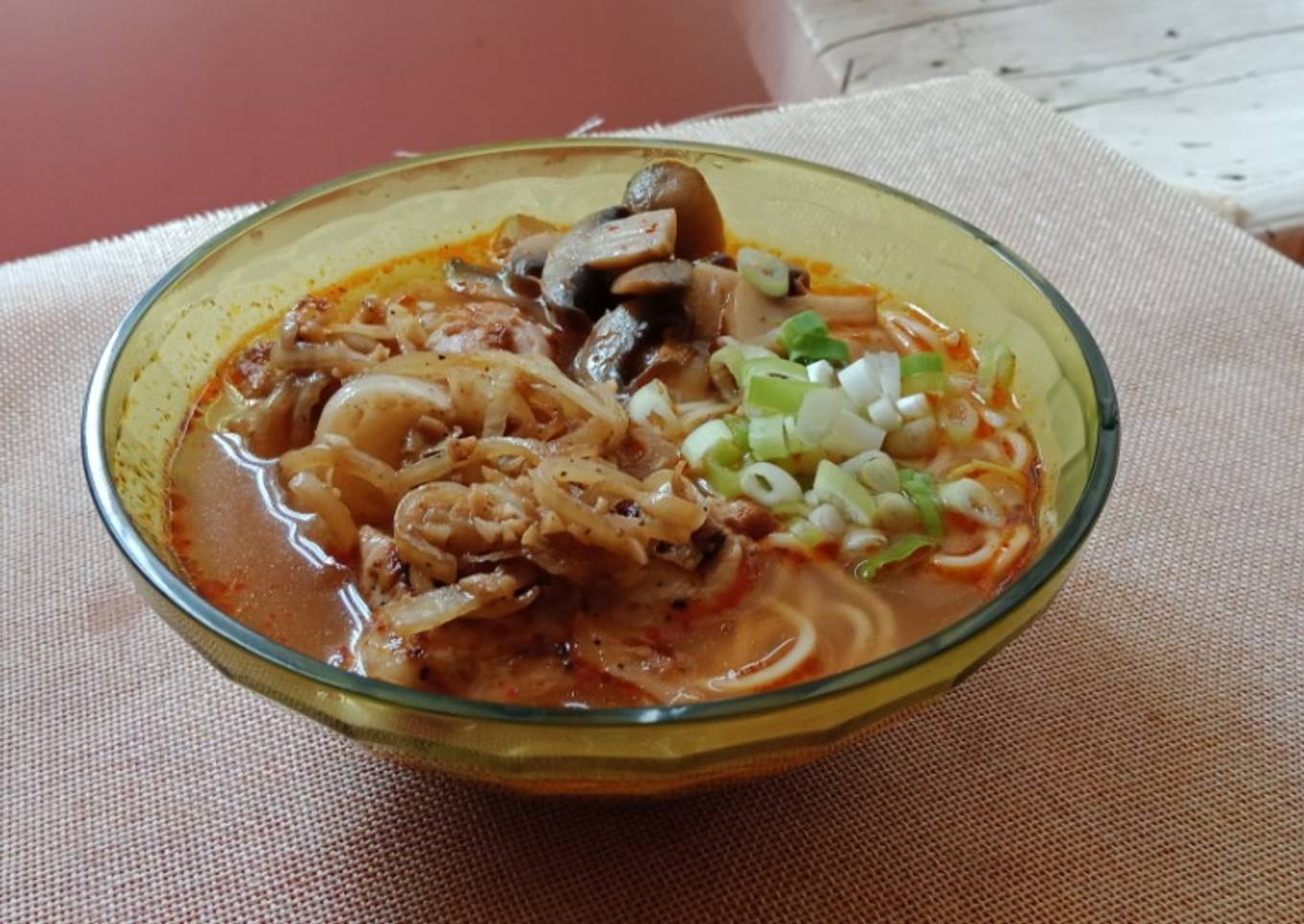 Ramen Jepang Sederhana dan Enak