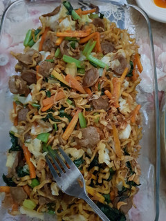 Foto resep Mie goreng bakso + sayuran