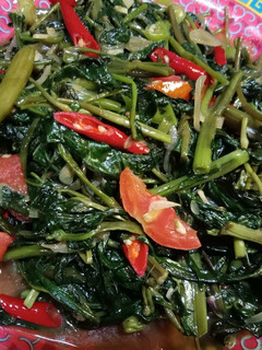 Foto resep Oseng kangkung endes