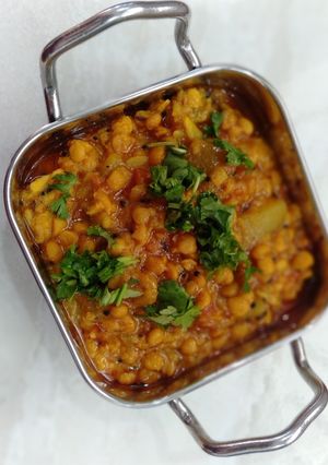 દૂધી દાળ નુ શાક (Dudhi Dal Shak Recipe In Gujarati) રેસીપી મુખ્ય ફોટો