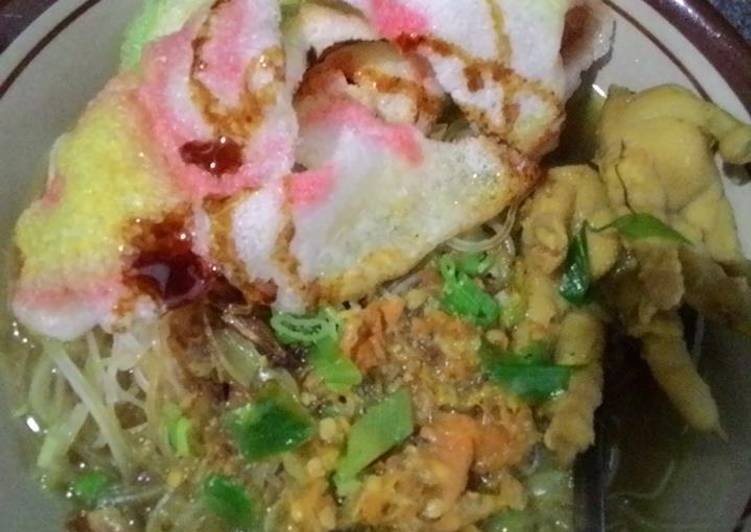 Langkah Mudah untuk Menyiapkan Soto Ceker ayam, Menggugah Selera
