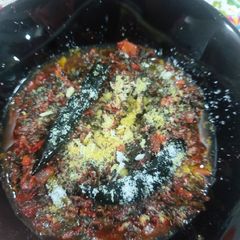 A picture of Lal Saag masala.