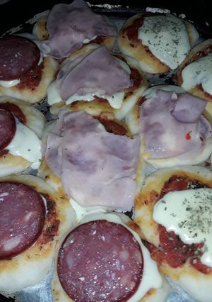 Una foto de Pizzetas Día del Amigo