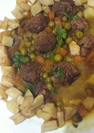 صورة لوصفة مرق الجلبانة بكريات اللحم المفروم