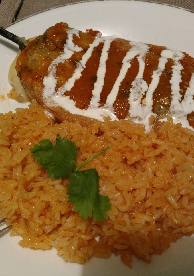 Una foto de Chiles rellenos de queso #4×4