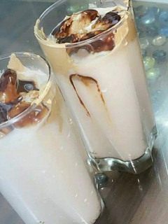 A picture of Dates shake.