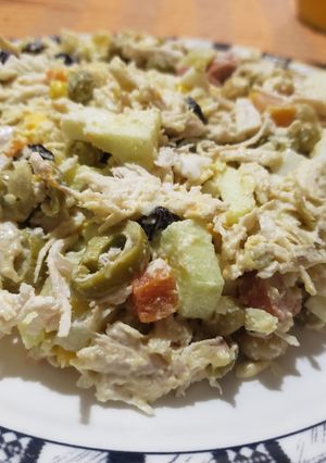 Una foto de Ensalada de pollo