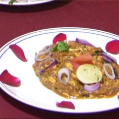 A picture of Shahi paneer.