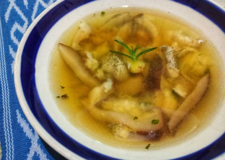 Cara Membuat Sup Kerapu Jamur Yang Renyah