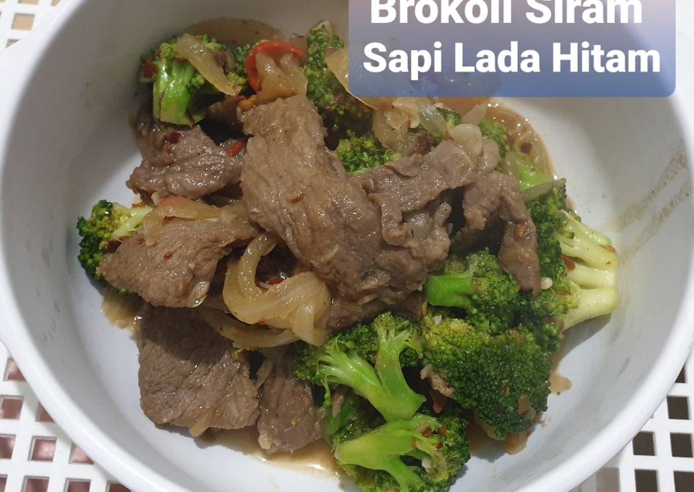 63. Brokoli Siram Sapi Lada Hitam