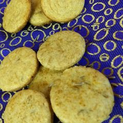 A picture of Jeera biscuits.