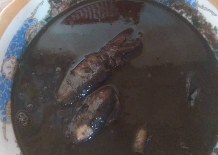 Langkah Mudah untuk mengolah Gulai cumi hitam yang Menggugah Selera