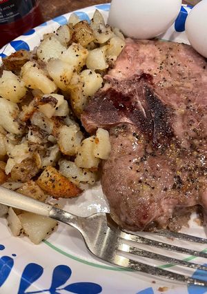 A picture of Hashed brown potatoes ￼￼.