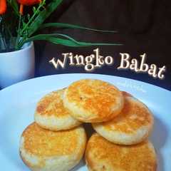 A picture of Wingko Babat.