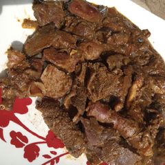 A picture of Assorted meat sauce.
