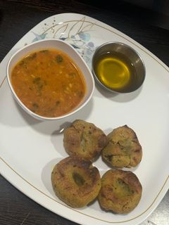 ढाल बाटी (dal bati recipe in Hindi) रेसिपी मुख्य फोटो
