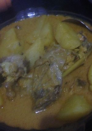 Foto resep Gulai ayam kentang (ga pake pedes)