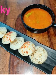 ઈડલી idli recipe in gujarati) રેસીપી મુખ્ય ફોટો