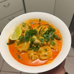 A picture of Red Curry Dumpling Laksa.