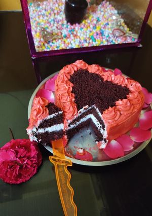 A picture of Red velvet cake.