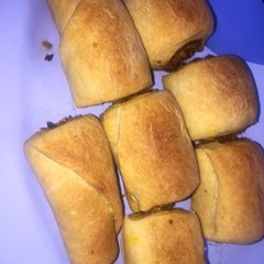 A picture of Fish roll.