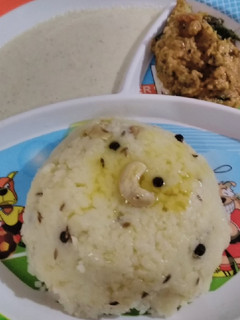 வெண் பொங்கல்(VEN PONGAL RECIPE IN TAMIL) செய்முறை முக்கிய புகைப்படம்