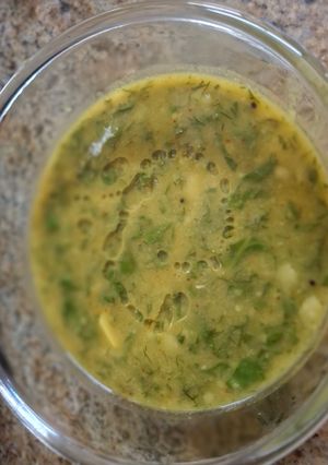 A picture of Simple Palak and dill dal.