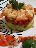 Tartare de Salmão, Abacate e Tomates com Alcaparras