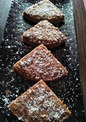 A picture of Farhali cake.