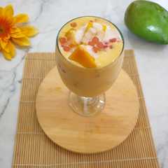 A picture of Mango Sago Dessert Hongkong.