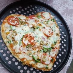 A picture of Veg pizza.