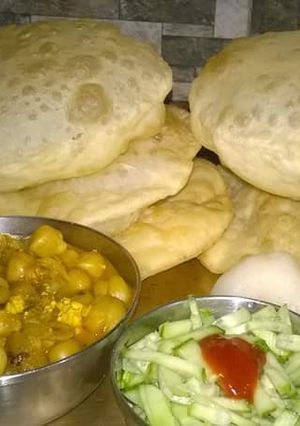 छोले भटूरे रेसिपी मुख्य फोटो