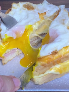 Una foto de Croque monsieur y croque madame