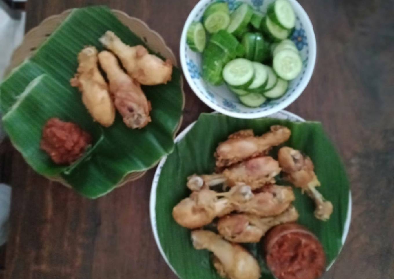 Ayam Goreng untuk Banyak Tamu