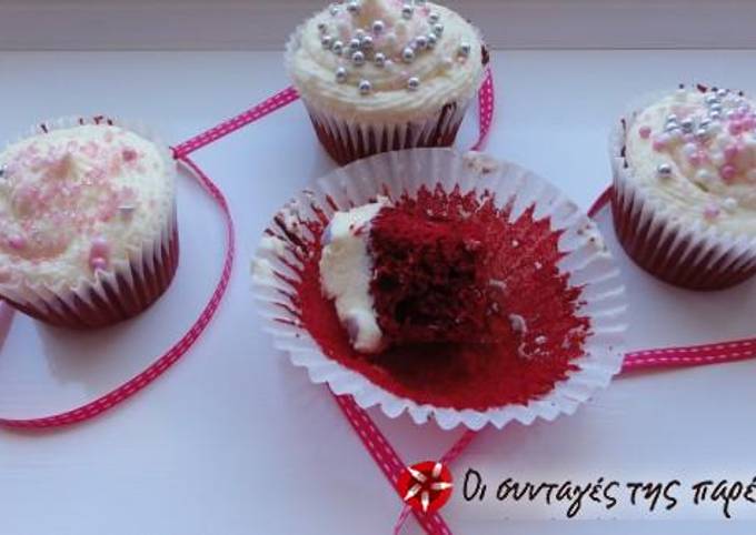 κύρια φωτογραφία συνταγής Red velvet cupcakes