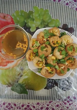 A picture of Pani puri (ladies ke gavourite).