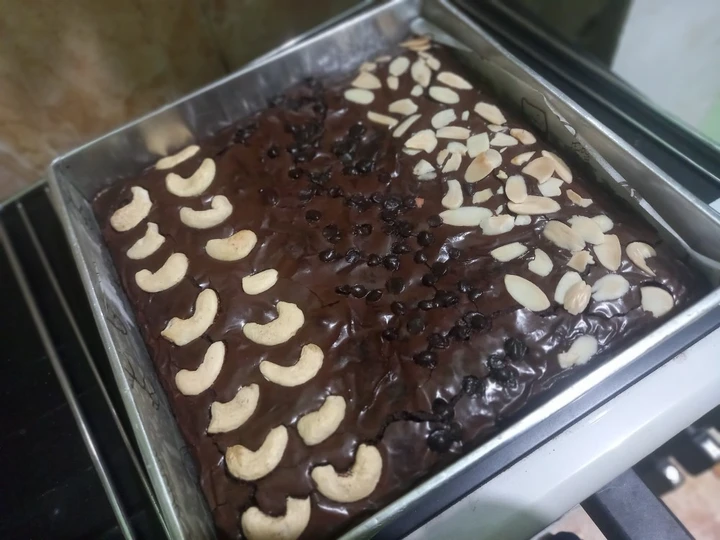 Cara Gampang Membikin Resep Fudgy Brownies Shiny Crust tanpa Mixer yang  Bikin Ketagihan Anti Ribet, Mantap Sekali
