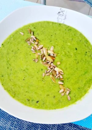 Una foto de Crema vegana de chícharos