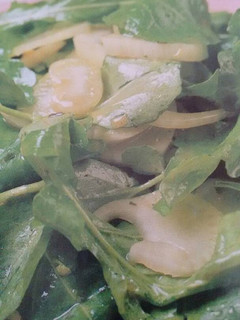 Una foto de Ensalada de hinojo, berros y espinacas. ॐ