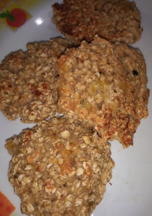 Una foto de Masitas fáciles de avena y banana