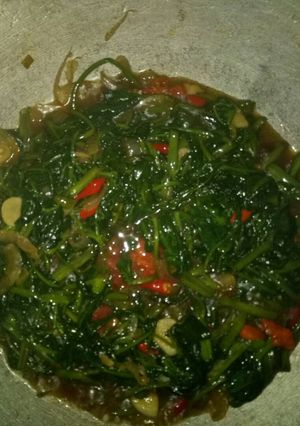 Foto resep Tumis kangkung kecap bango simpel
