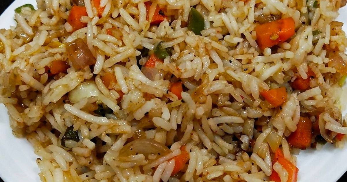 Chinese Veg Fried Rice Recipe by Juhi Sewani 💕 - Cookpad