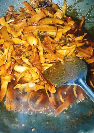Hình của món Khô mực rim me bơ tỏi.