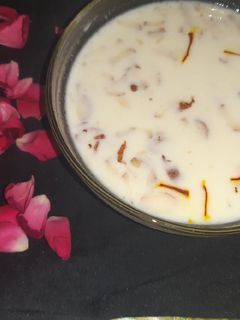 बासुंदी (Basundi recipe in Hindi) रेसिपी मुख्य फोटो