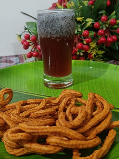 દાડમ નુ શરબત (Pomegranate Sharbat Recipe In Gujarati) રેસીપી મુખ્ય ફોટો