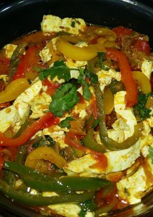 A picture of Paneer jalfrezi.