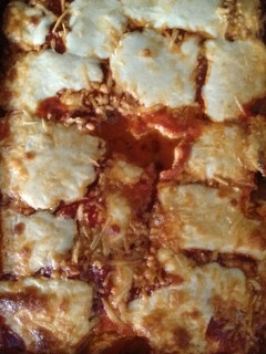 Una foto de Lasagna de Berenjenas con salsa Fileto