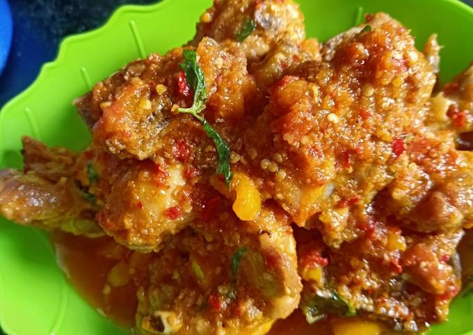 Resep Ayam Sambal Kemangi Oleh Tri Dahlena Cookpad